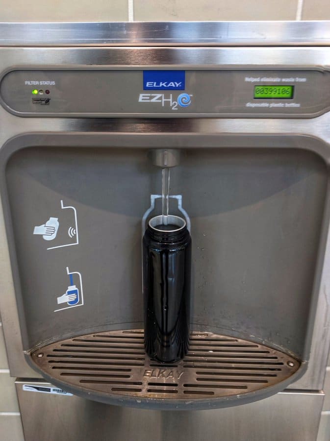 Dulles water dispenser